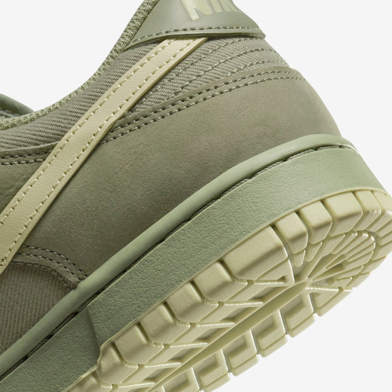 Nike Dunk Low Oil Green