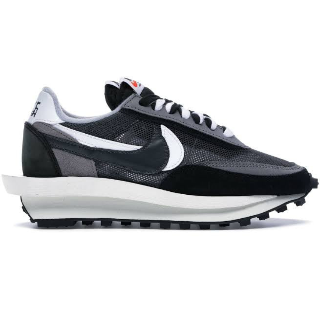 Nike Waffle Sacai Black